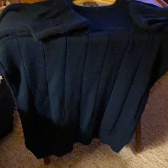 Men’s navy sweater - Picture 1 of 2